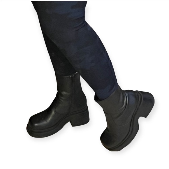 Vintage 90s Y2K SoHo Cobbler Alex Chunky Platform Leather Boots Size 8.5 - Picture 14 of 16